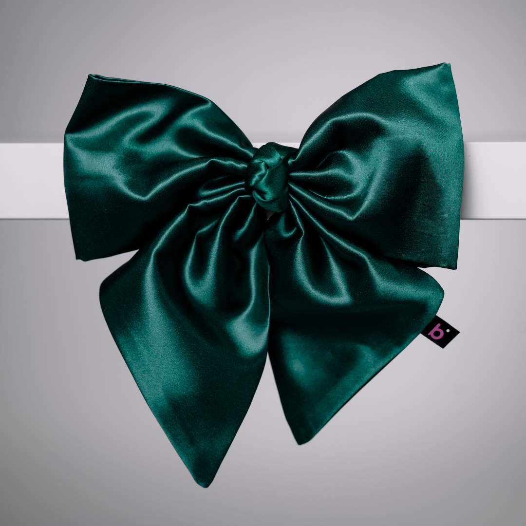 Silk hair clip with bow